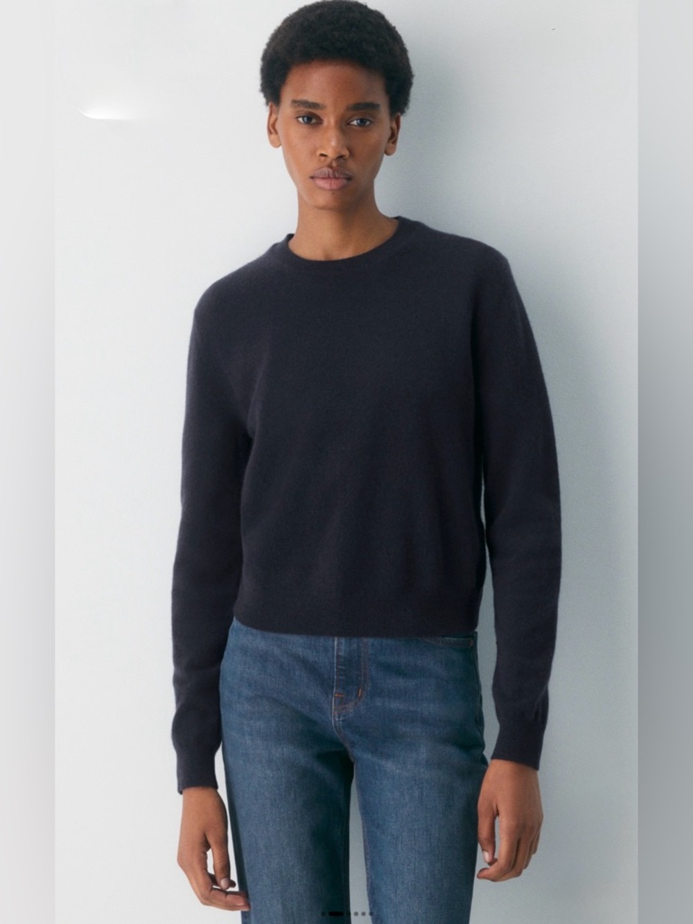 Aritzia Touchtaone  Cashmere Sweater in Black - Casual Essential size large nwt